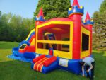 RED CASTLE 30x13 ft - Image 2